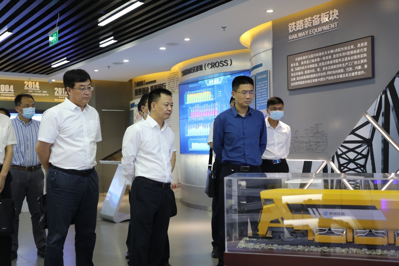 1622796277652082136 杜波会见攀钢集团总经理谢俊勇